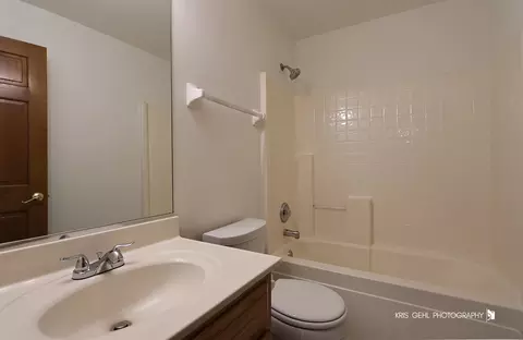 335 Pinecrest Ct, Aurora, IL 60502 photo 29