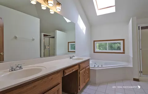 335 Pinecrest Ct, Aurora, IL 60502 photo 23