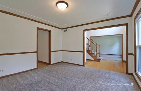 335 Pinecrest Ct, Aurora, IL 60502 photo 7