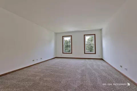 335 Pinecrest Ct, Aurora, IL 60502 photo 20