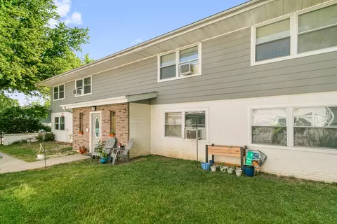 1314 Argo Ln, Lockport, IL 60441