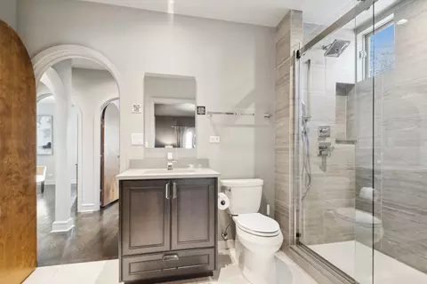 1150 E 49th St, Chicago, IL 60615 photo 24