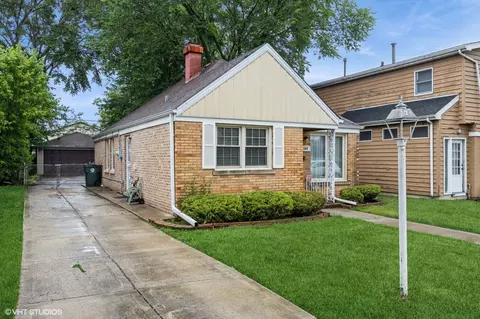 504 52nd Ave, Bellwood, IL 60104