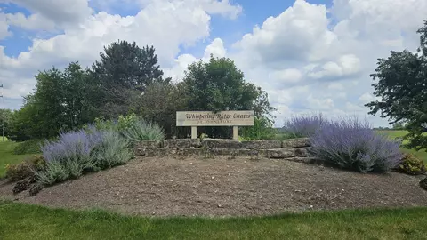 1901 Chloe Trl, Mchenry, IL 60051 photo 2