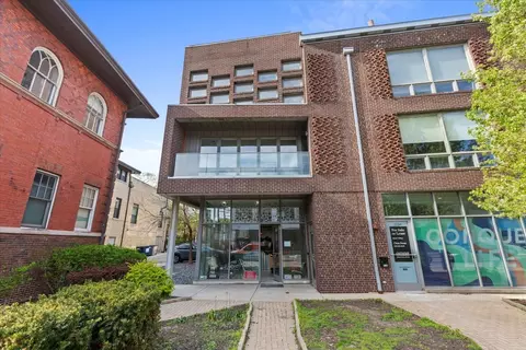 2140 W North Ave #2, Chicago, IL 60647