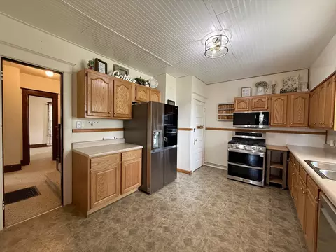 207 E Clinton St, Fithian, IL 61844 photo 13