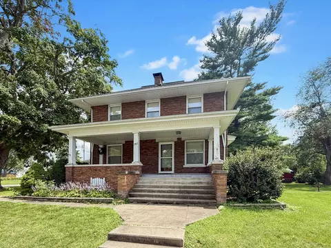 207 E Clinton St, Fithian, IL 61844 photo 2