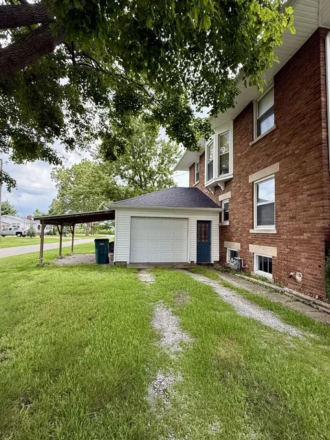 207 E Clinton St, Fithian, IL 61844 photo 29