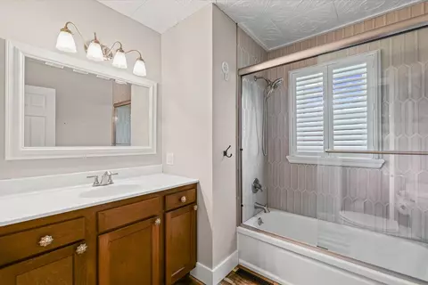 Bath - 109 W Fillmore St, Philo, IL 61864 photo 1 of 3