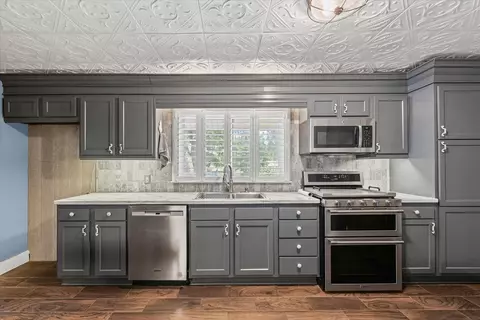Kitchen - 109 W Fillmore St, Philo, IL 61864 photo 3 of 6