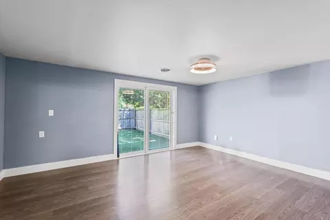 Living - 109 W Fillmore St, Philo, IL 61864 photo 4 of 4