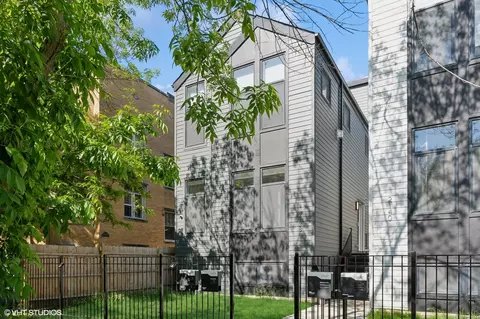 2138 N Sawyer Ave #2, Chicago, IL 60647