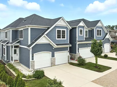 4817 Kingston Ave, Lisle, IL 60532