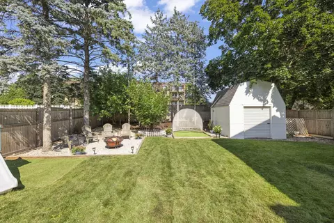 541 Burning Tree Ln, Naperville, IL 60563 photo 28