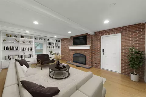 541 Burning Tree Ln, Naperville, IL 60563 photo 8