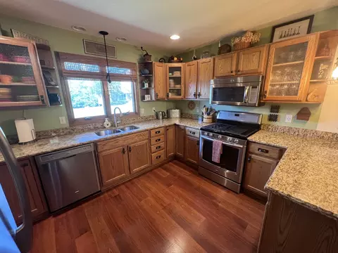 Kitchen - 709 Milnes Dr #0, Morrison, IL 61270 photo 2 of 3