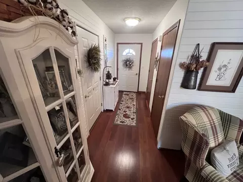 Entry Way - 709 Milnes Dr #0, Morrison, IL 61270 photo 1 of 1