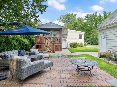 Exterior - 115 S Pick Ave, Elmhurst, IL 60126 photo 4 of 8