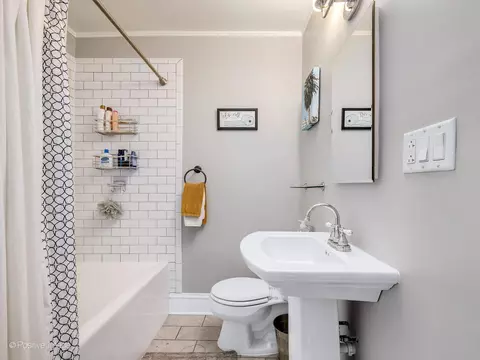 Bath - 115 S Pick Ave, Elmhurst, IL 60126 photo 1 of 4