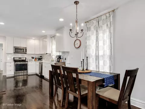 Dining - 115 S Pick Ave, Elmhurst, IL 60126 photo 2 of 2