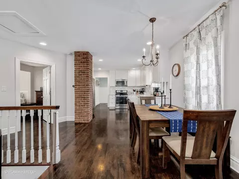 Dining - 115 S Pick Ave, Elmhurst, IL 60126 photo 1 of 2