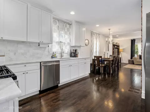 Kitchen - 115 S Pick Ave, Elmhurst, IL 60126 photo 2 of 3