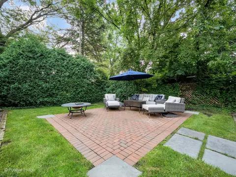 Exterior - 115 S Pick Ave, Elmhurst, IL 60126 photo 6 of 8
