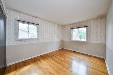 Bedroom - Undisclosed, Addison, IL 60101 photo 2 of 3