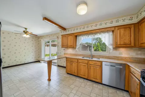 Kitchen - Undisclosed, Addison, IL 60101 photo 3 of 3