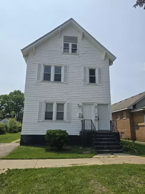 1542 Jackson St, North Chicago, IL 60064