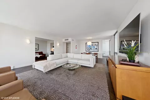 100 E Bellevue Pl #24E, Chicago, IL 60611 photo 11
