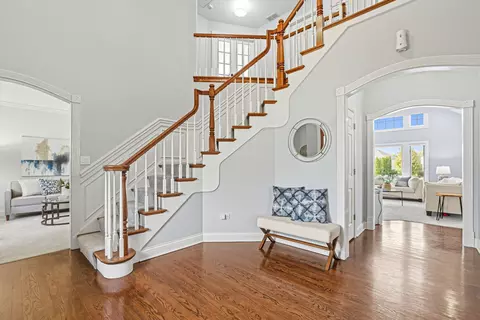 Entry Way - 13218 Lakepoint Dr, Plainfield, IL 60585 photo 2 of 2