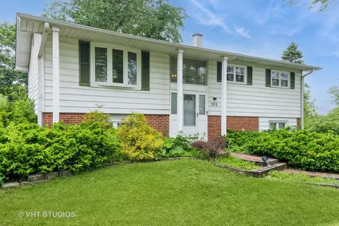 21 W353 Drury Ln, Lombard, IL 60148
