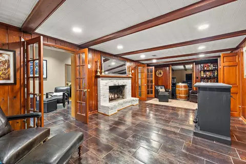 99 Lee Rd, Northbrook, IL 60062 photo 10