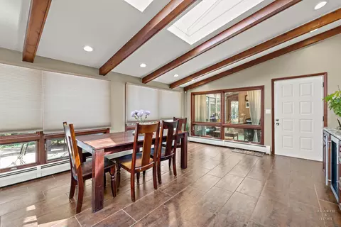 99 Lee Rd, Northbrook, IL 60062 photo 24
