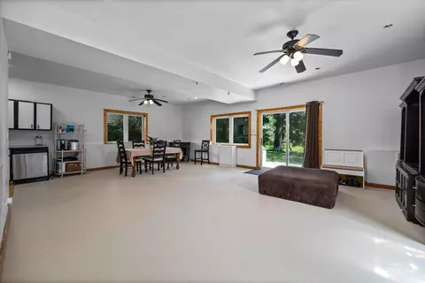 1527 N Harrison St, Algonquin, IL 60102 photo 17