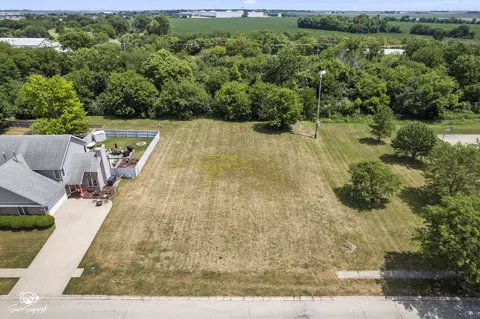 276 Walnut St, Manteno, IL 60950