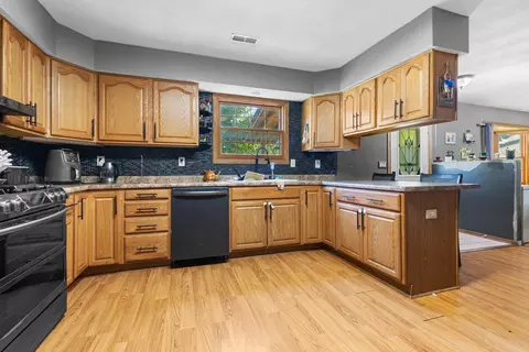 4409 Compton Ave, Rockford, IL 61101 photo 6