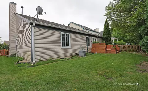 Exterior - 6109 Golfview Dr, Gurnee, IL 60031 photo 3 of 3