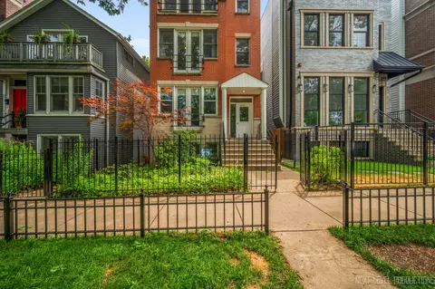1221 W School St #2, Chicago, IL 60657