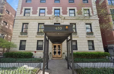 433 W Briar Pl #1C, Chicago, IL 60657