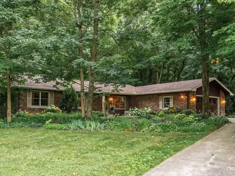21 W Timberlake Trl, Oswego, IL 60543
