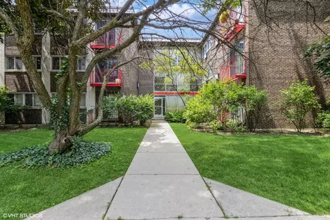 8524 Skokie Blvd #3A, Skokie, IL 60077