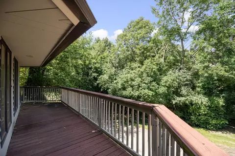 4 Keri Ln, Burr Ridge, IL 60527 photo 9