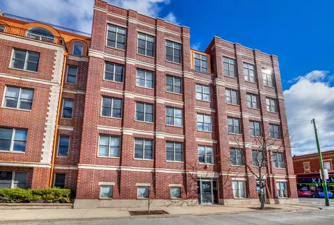 2602 W Diversey Ave #401, Chicago, IL 60647