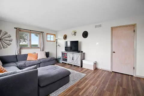Living - 1506 S 16000w Rd, Reddick, IL 60961 photo 2 of 2