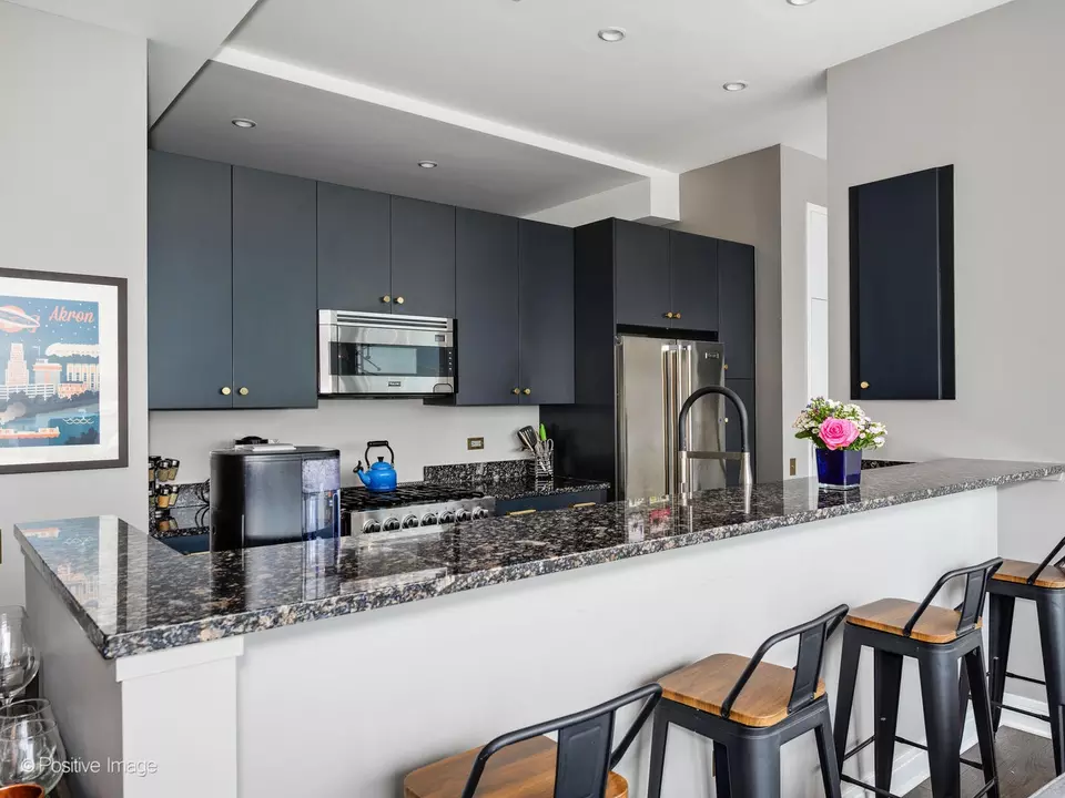 Kitchen - 500 W Superior St #1202, Chicago, IL 60654 photo 2 of 5