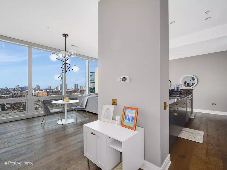 Entry Way - 500 W Superior St #1202, Chicago, IL 60654 photo 1 of 2