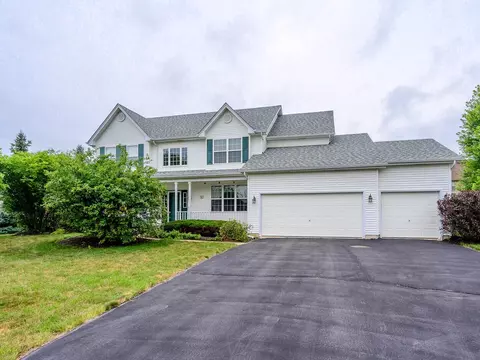521 Hammer Ln, North Aurora, IL 60542