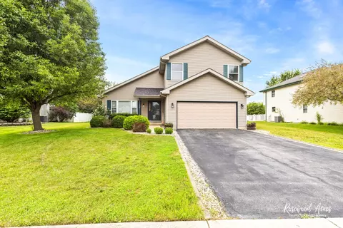 1347 W Cap Cir, Bourbonnais, IL 60914
